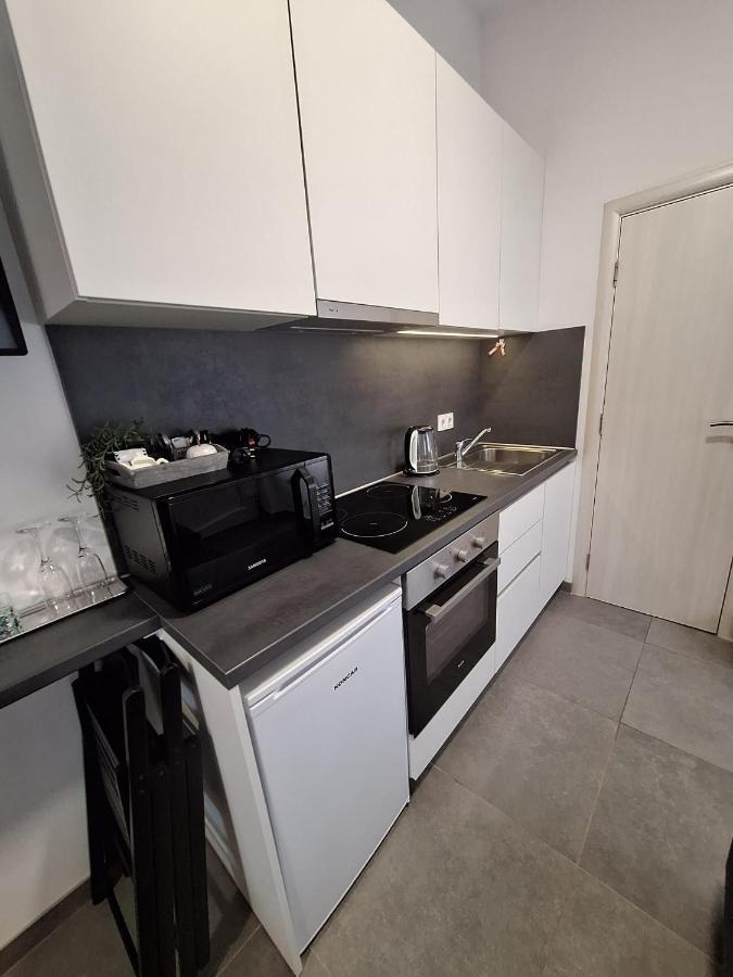 Studio Apartmani Louis I Lola Zagabria Esterno foto