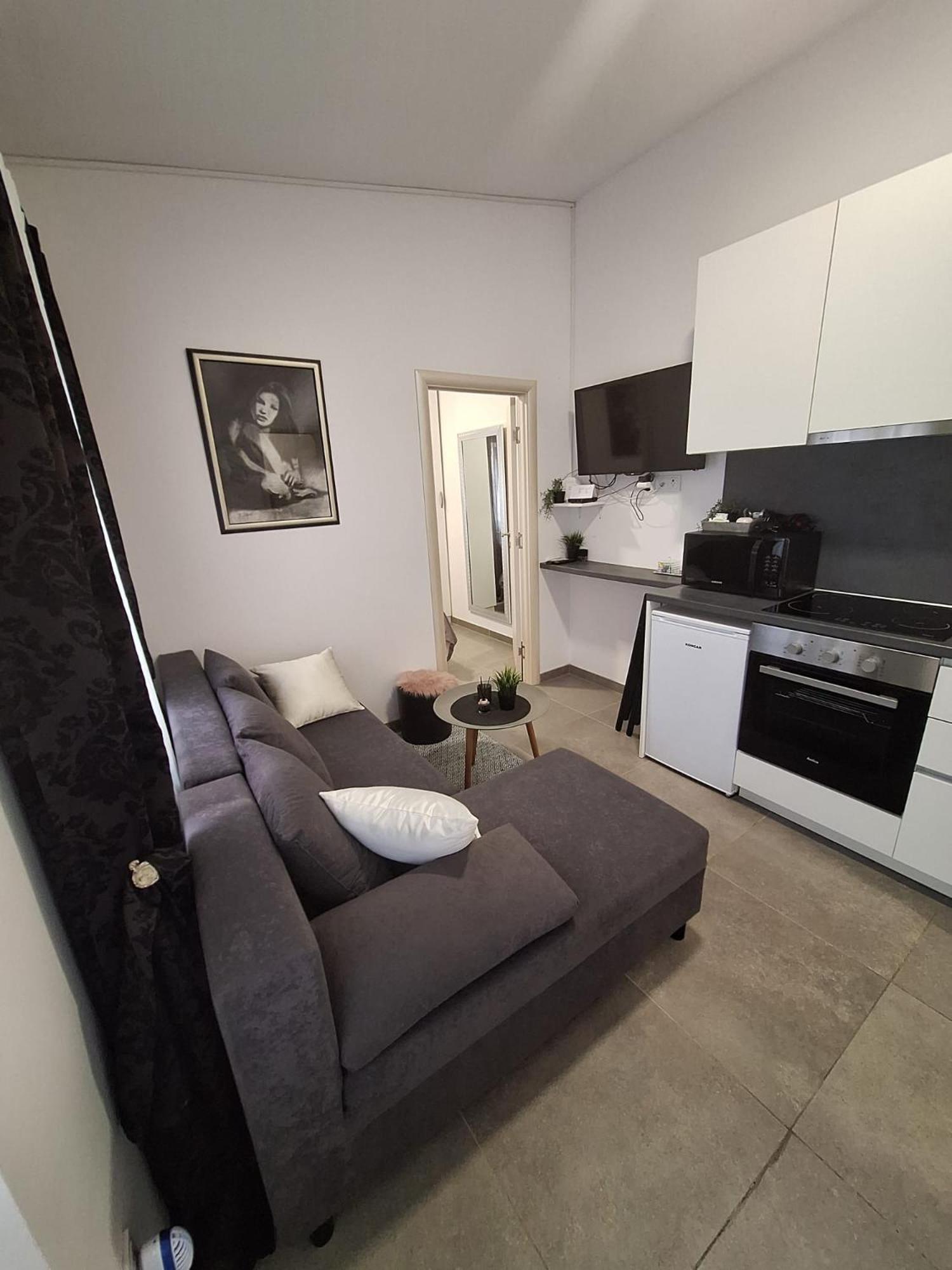 Studio Apartmani Louis I Lola Zagabria Esterno foto