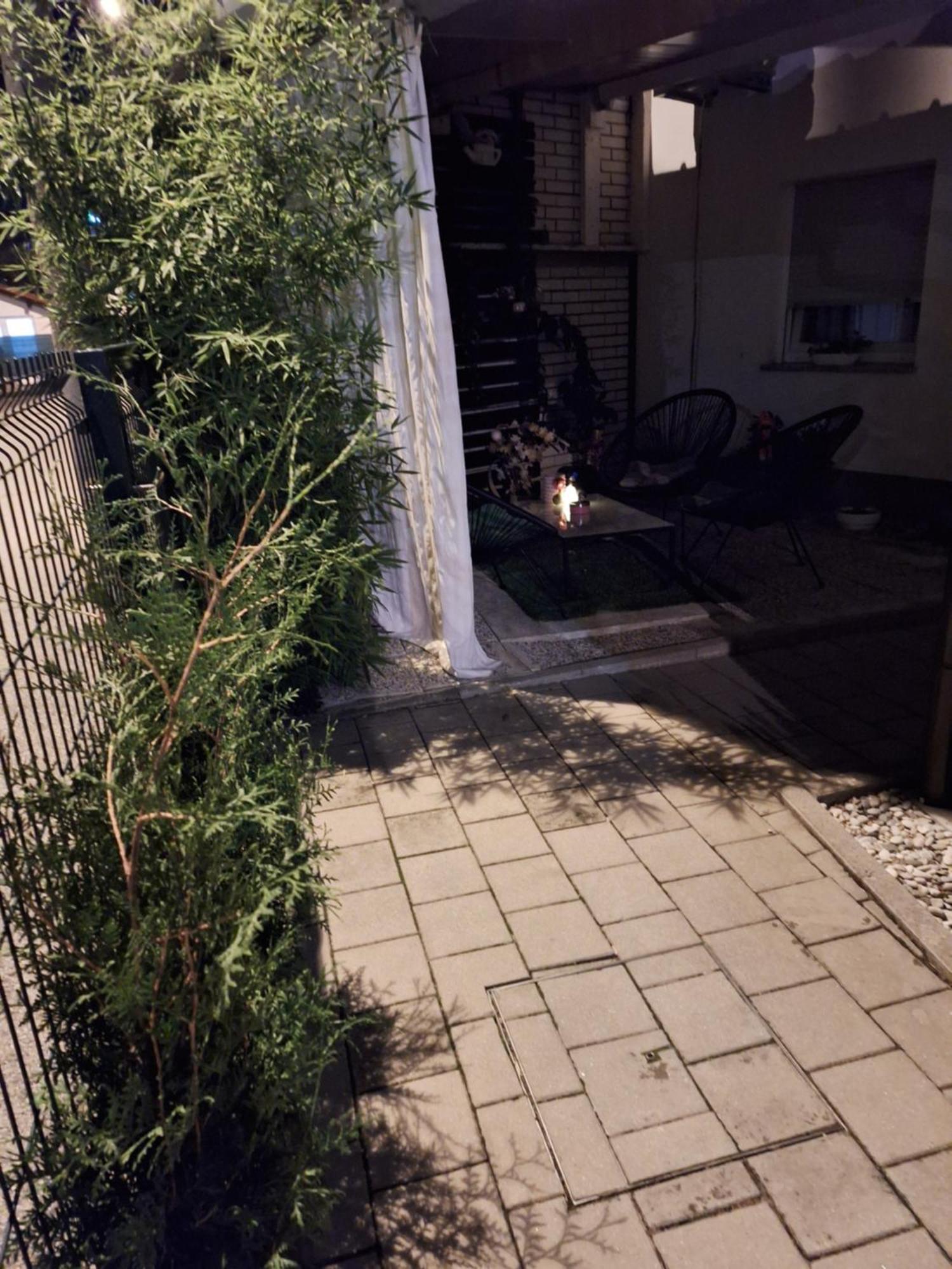 Studio Apartmani Louis I Lola Zagabria Esterno foto